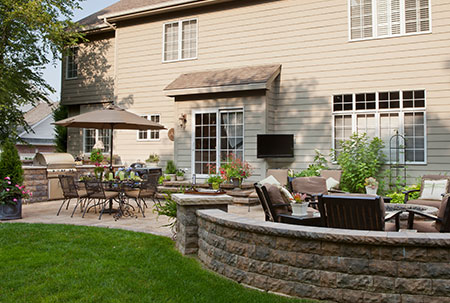 Outdoor Kitchen